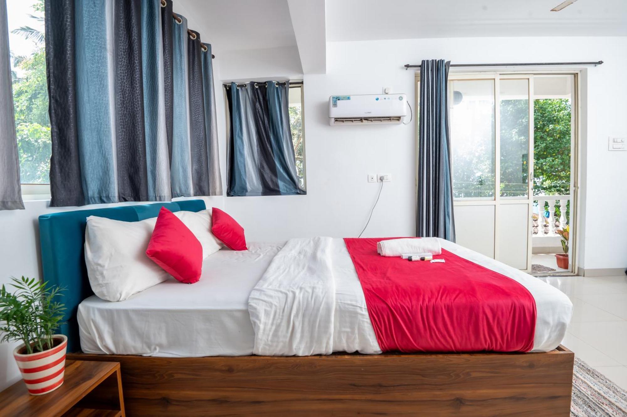 Morjim Sea Waves-Beach Front Hotel 외부 사진