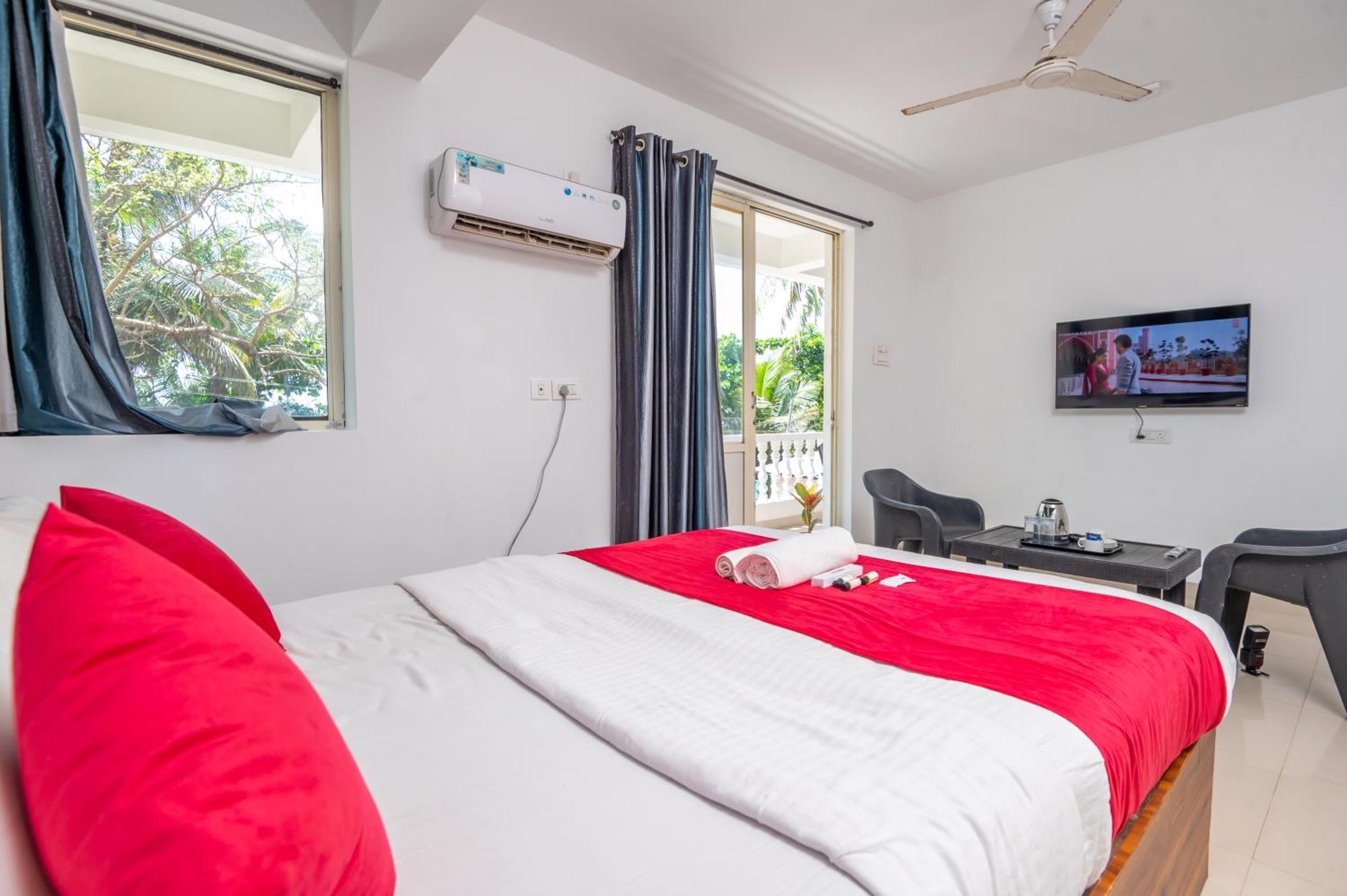 Morjim Sea Waves-Beach Front Hotel 외부 사진