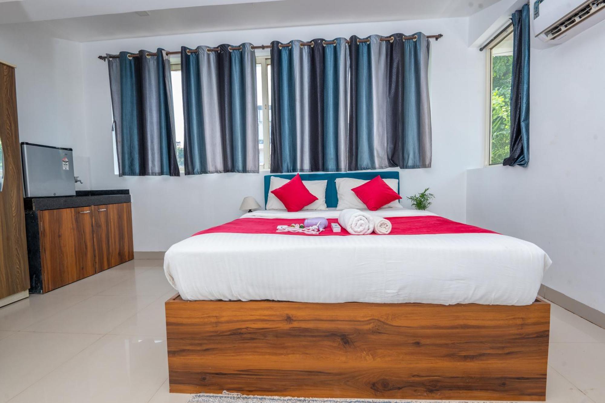 Morjim Sea Waves-Beach Front Hotel 외부 사진