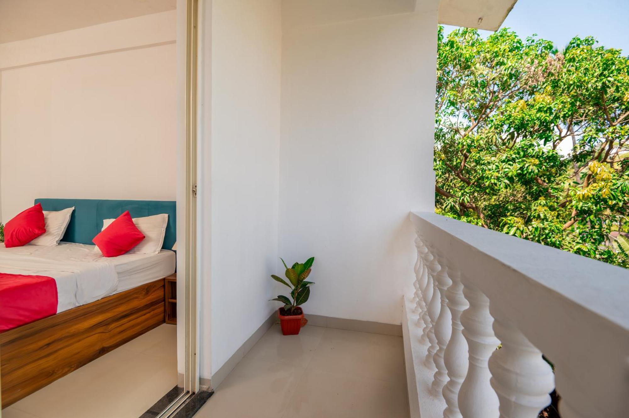 Morjim Sea Waves-Beach Front Hotel 외부 사진
