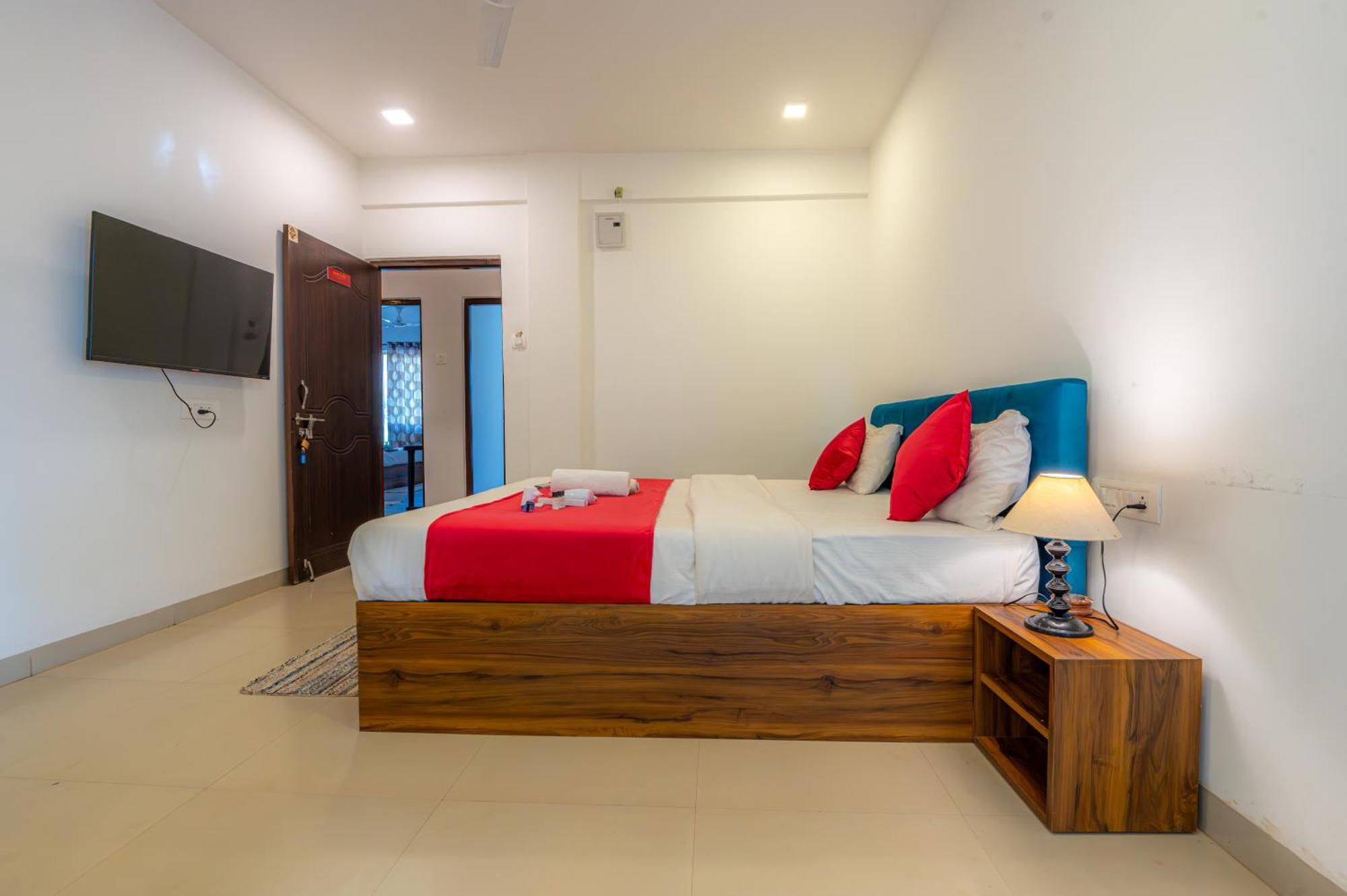 Morjim Sea Waves-Beach Front Hotel 외부 사진