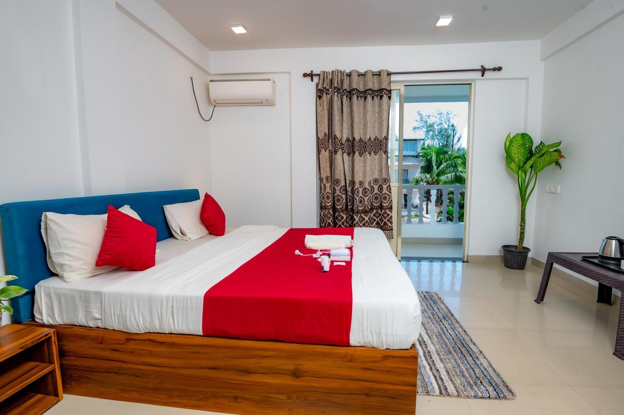 Morjim Sea Waves-Beach Front Hotel 외부 사진